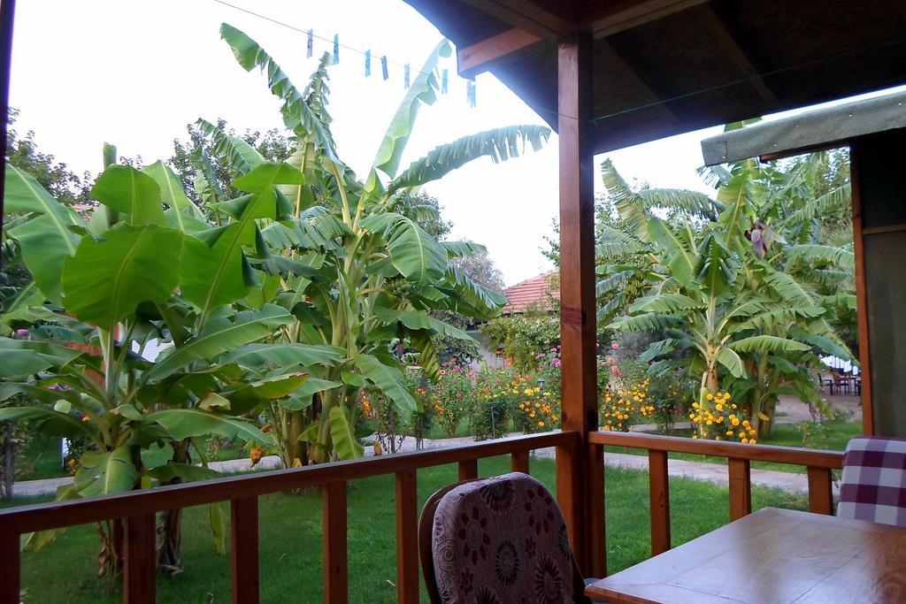 Estelar Bungalow Çıralı Luaran gambar