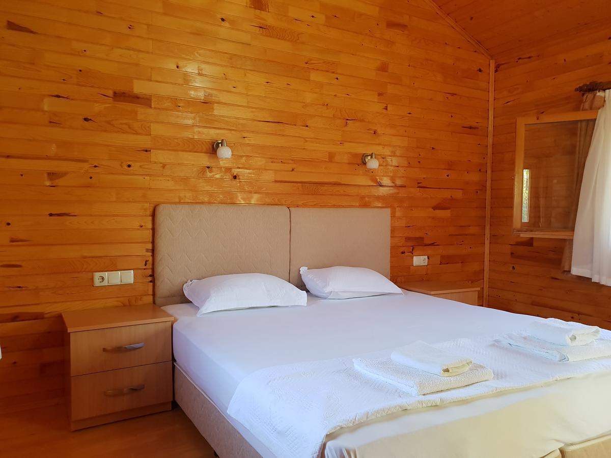 Estelar Bungalow Çıralı Luaran gambar